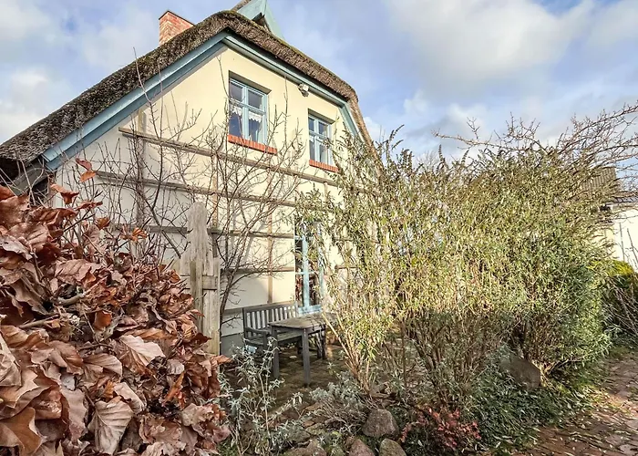 Reetgedecktes Seelchen By Interhome *